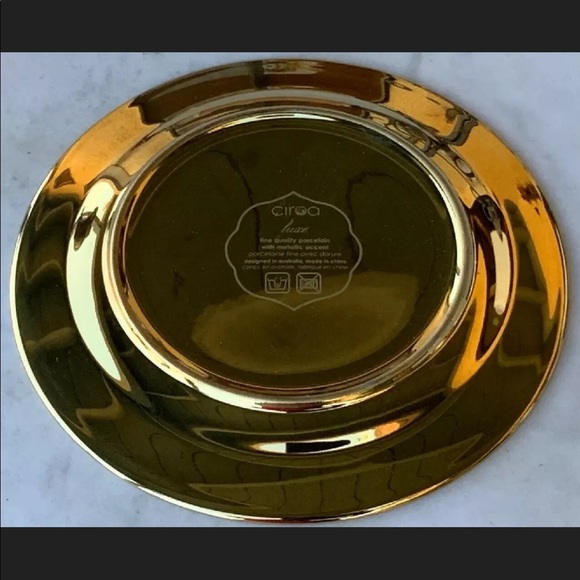 CIROA LUXE DINNER PLATES GOLD METALLIC PORCELAIN - Picture 6 of 7